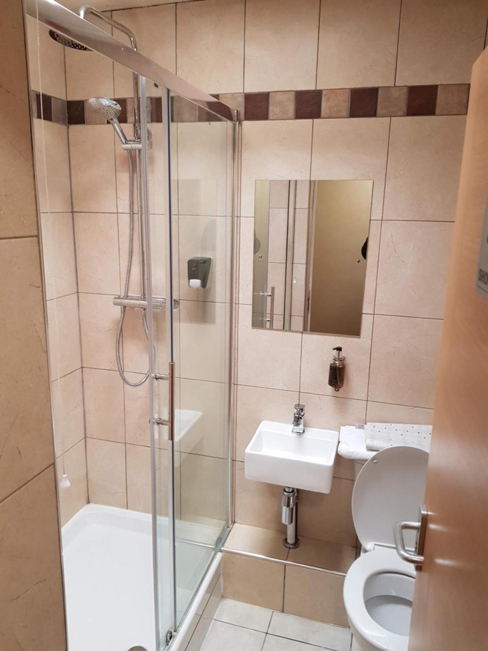 Newark Hotel Peterborough Buitenkant foto